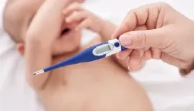 婴儿为何不爱喝水 婴儿身体缺水的危害
