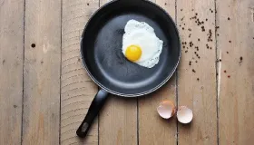 血小板低可以吃韭菜和鸡蛋吗