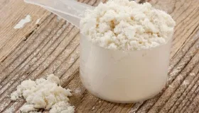 健身练肌肉喝蛋白粉还是增肌粉