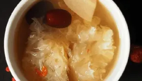 雪耳和银耳的区别