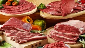 煮牛肉先放盐还是后放盐