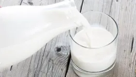 过期牛奶妙用的10种方法有哪些