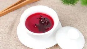 哪种玫瑰花茶最好 玫瑰花茶是花蕾好还是花朵好