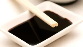 鞋子用白醋泡一晚没事吧