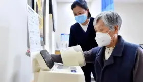 60 岁后高血压变 “难缠”？原因和应对都在这