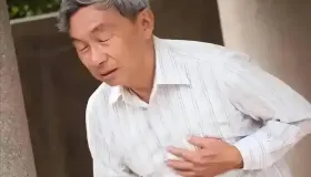 冬季冠心病防护：避开这些高危行为，守护心血管健康