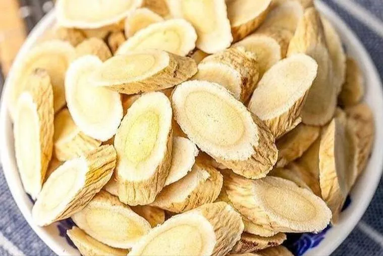 中药使用全攻略：常见药材的功效、禁忌与注意事项插图