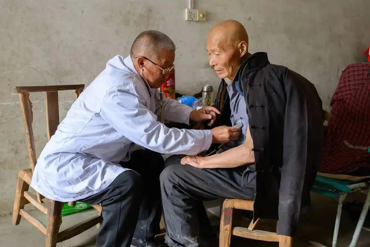 60 岁后高血压变 “难缠”？原因和应对都在这插图5