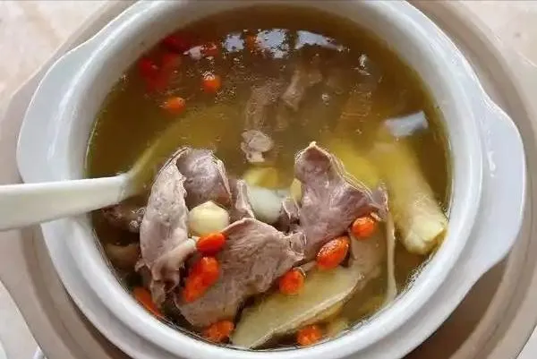 冬季冠心病防护：避开这些高危行为，守护心血管健康插图6