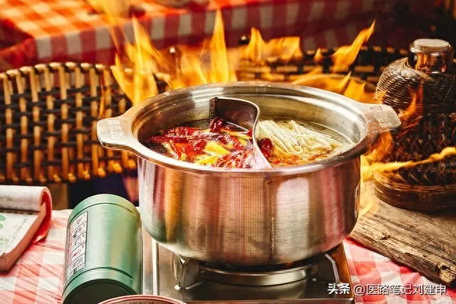 孩子流鼻血，用几毛钱的草煮水喝，两次就好，不复发。插图