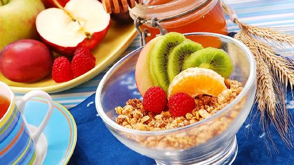 泰国小草莓唇膏保质期多久插图