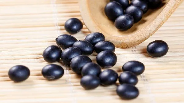 黑豆营养功效 黑豆的食用方式和注意事项插图1