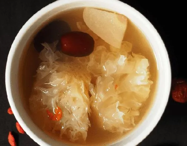 莲子生和熟吃哪个更好插图