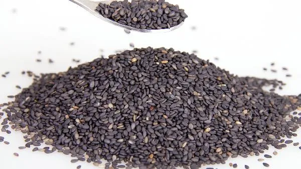 黑芝麻生吃和熟吃哪个效果好插图1