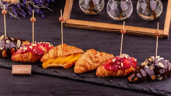 粉嫩饱满虎白馒头一线天插图1