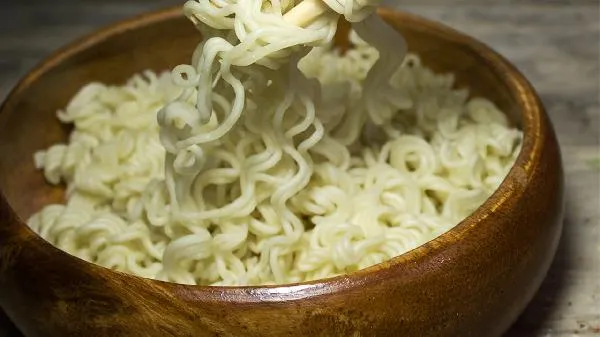 饮水机热水能泡面吗插图