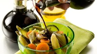 葡萄和牛奶能一起吃吗 饮食养生提示葡萄千万不能这样吃插图