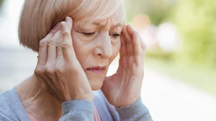 老年人如何保护听力呢 6个保护听力的方法插图