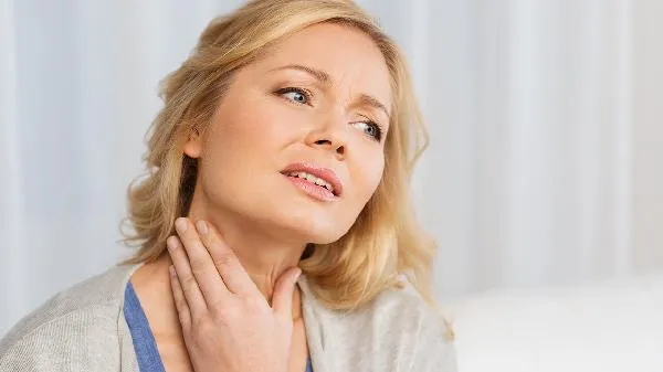 扁桃体发炎喉咙痛怎么缓解插图1