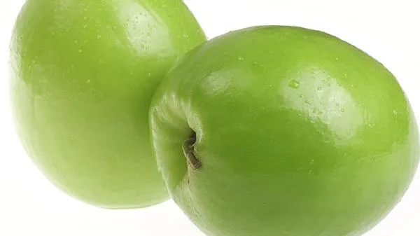 青枣里面的白虫是什么虫 青枣里面有虫子吃进去了怎么办插图1