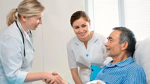 鸽子炖什么老人吃最好插图1