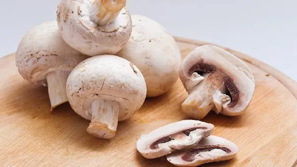 香菇的品质怎样鉴别好坏插图