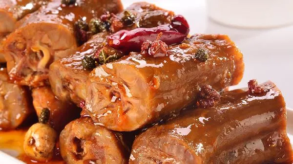 鸳鸯肉不能乱吃的原因插图1