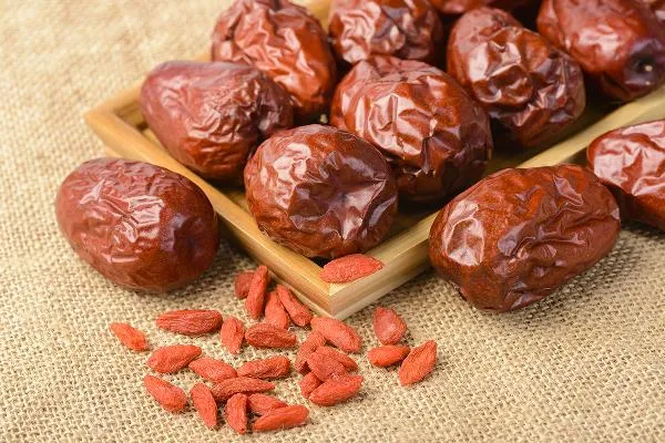 螃蟹和大枣一起吃会怎么样插图1
