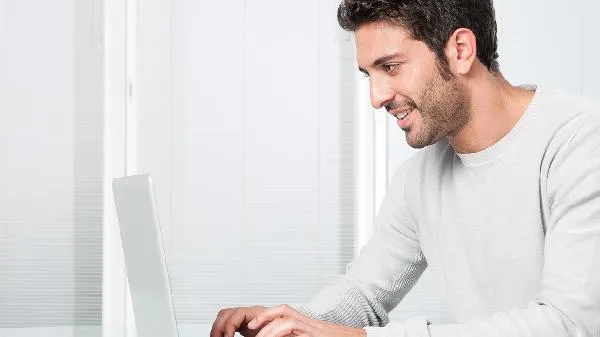 雷电天气怎么保护自己插图