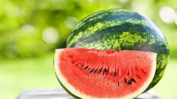 西瓜的营养价值吃西瓜的好处插图1