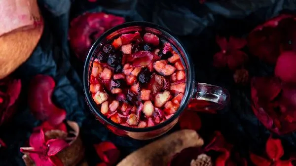 哪种玫瑰花茶最好 玫瑰花茶是花蕾好还是花朵好插图